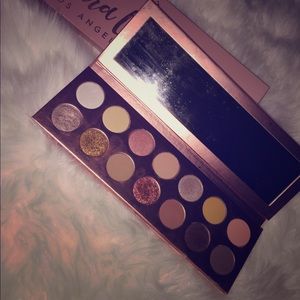 Laura lee nudie patootie palette